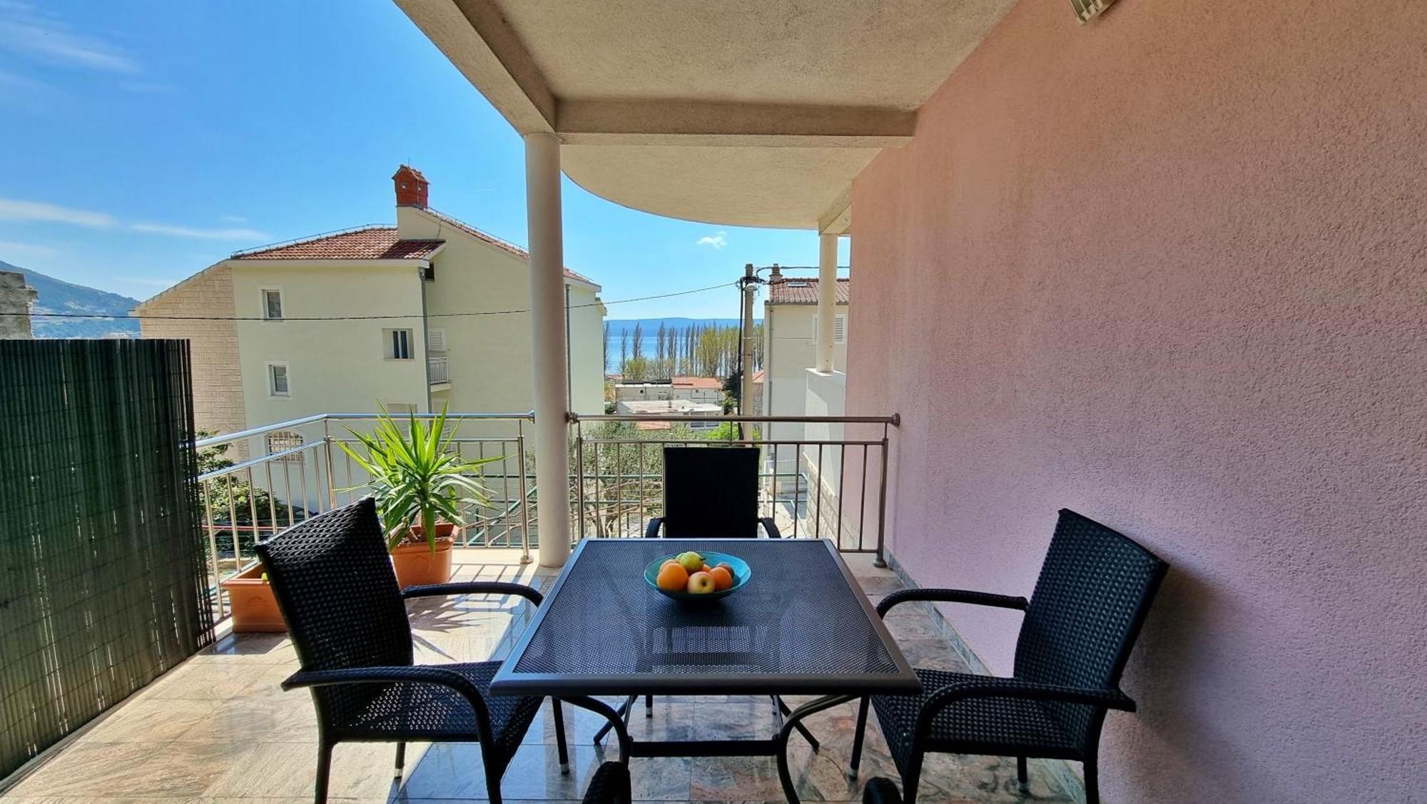 Apartments Stare Duce 6 Omis Room photo